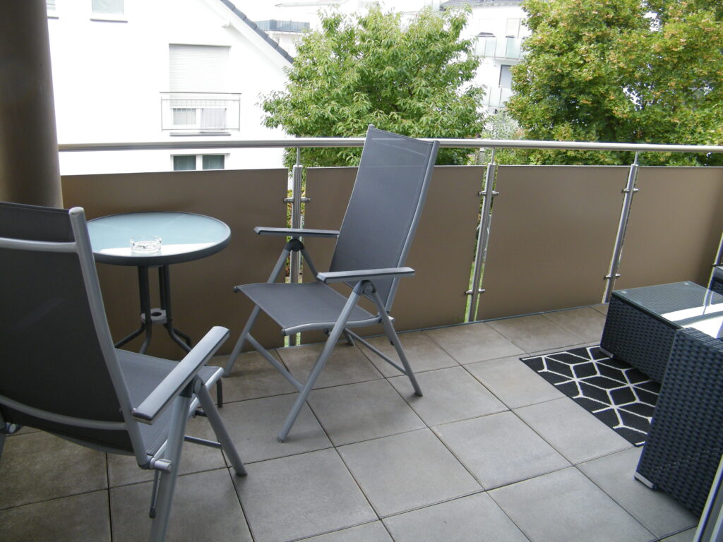 3 1/2-Zimmer-Wohnung im 1.OG mit Balkon in Bönnigheim Bj. 2014 in sehr guter Wohnlage