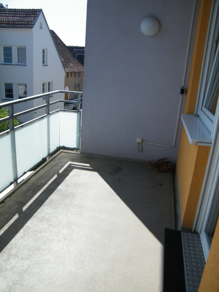 pfiffige Seniorenwohnung in sehr guten & ruhiger Wohnlage in Erligheim – barrierefrei – Aufzug