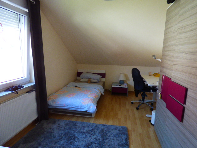 Doppelhaushälfte Kirchheim/N. 4 1/2 Zimmer + Hobbyraum – kurzfristig beziehbar