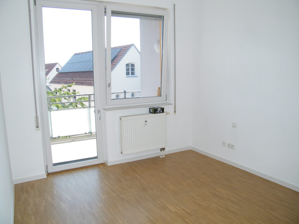 pfiffige Seniorenwohnung in sehr guten & ruhiger Wohnlage in Erligheim – barrierefrei – Aufzug