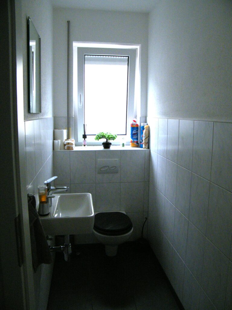 3 1/2-Zimmer-Wohnung im 1.OG mit Balkon in Bönnigheim Bj. 2014 in sehr guter Wohnlage