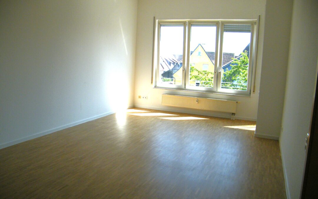 pfiffige Seniorenwohnung in sehr guten & ruhiger Wohnlage in Erligheim – barrierefrei – Aufzug